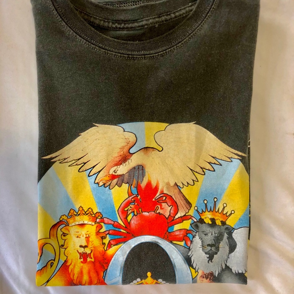 Queen Band Tee Shirt Vintage Look